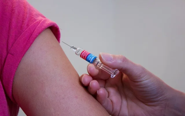 The JEWISH Secondary school of OHIO NO longer Allows RELIGIOUS BELIEFS AS an EXCUSE NOT to VACCINATE