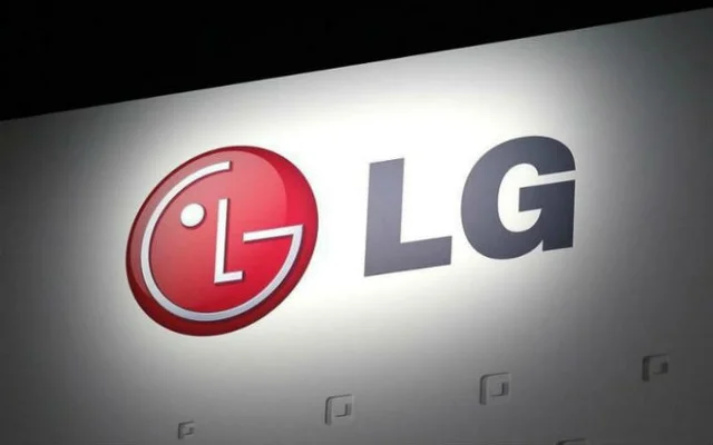 LG patent hints at the phone with 16 on the camera on the back