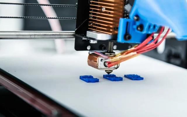 Penn Engineers 3D Print Smart Objects with " expressed logic"