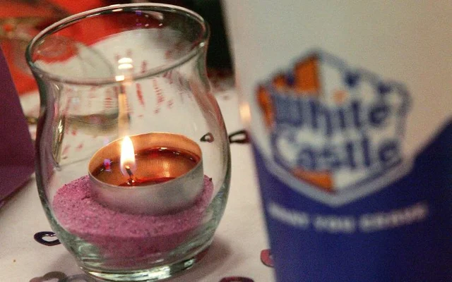 Virtually no judgement here: reservations White castle of the Immaculate Valentine now closed