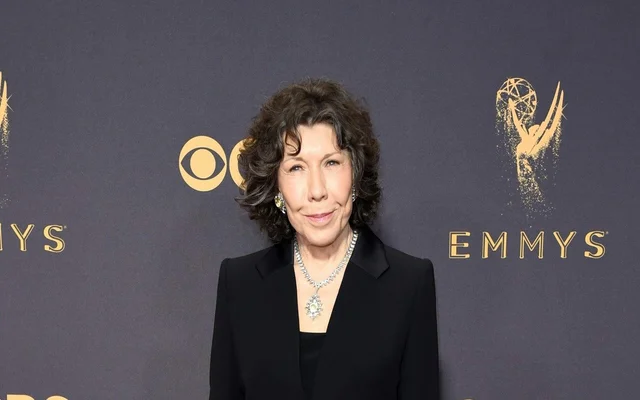 Lily Tomlin about why she decided not to go on the cover of a magazine, like Ellen DeGeneres