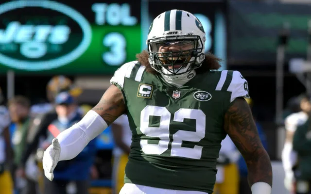 Another Leonard Williams gets kicked out of jet packers